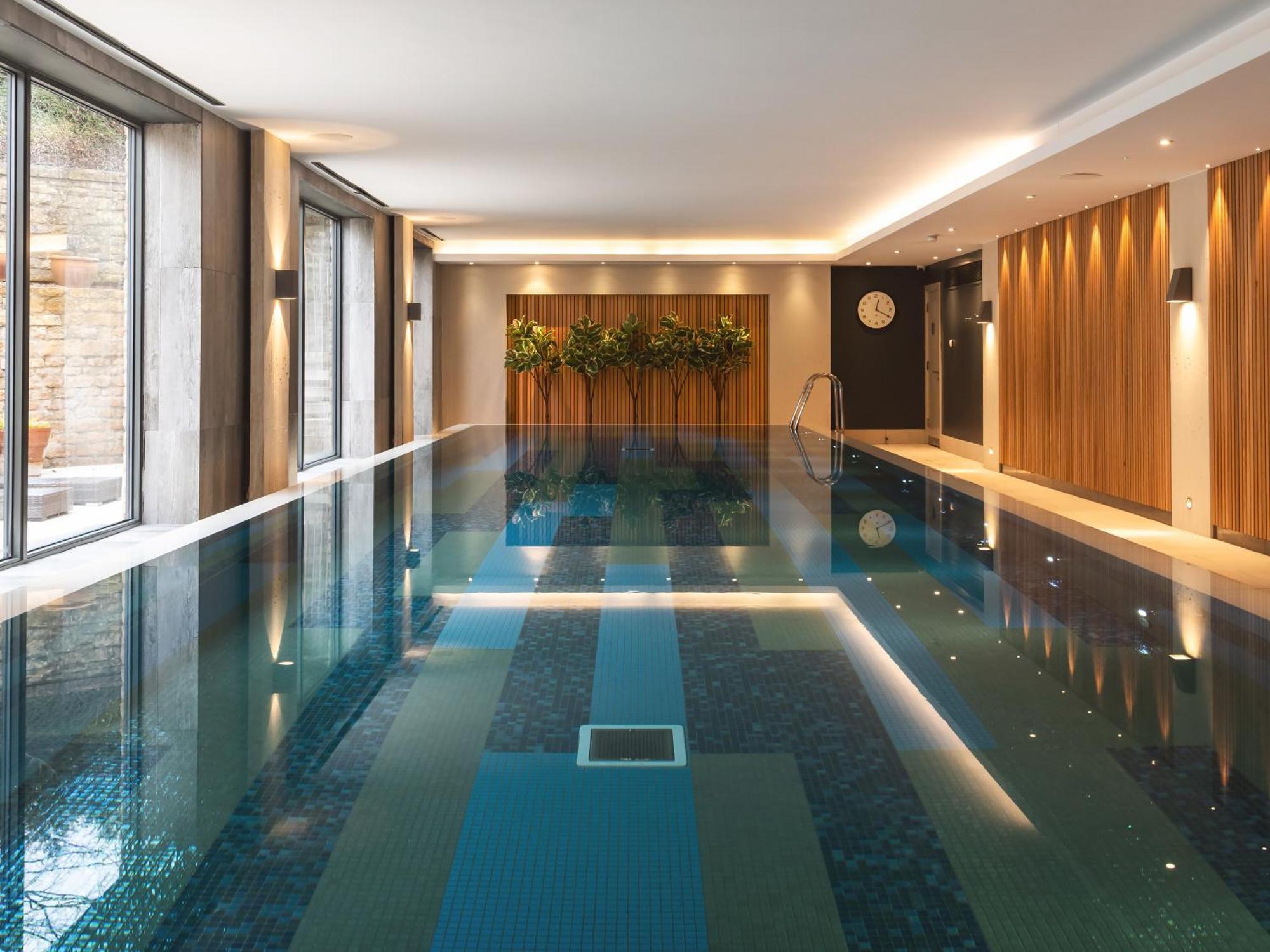 Dormy House Hotel Бродуей Екстериор снимка
